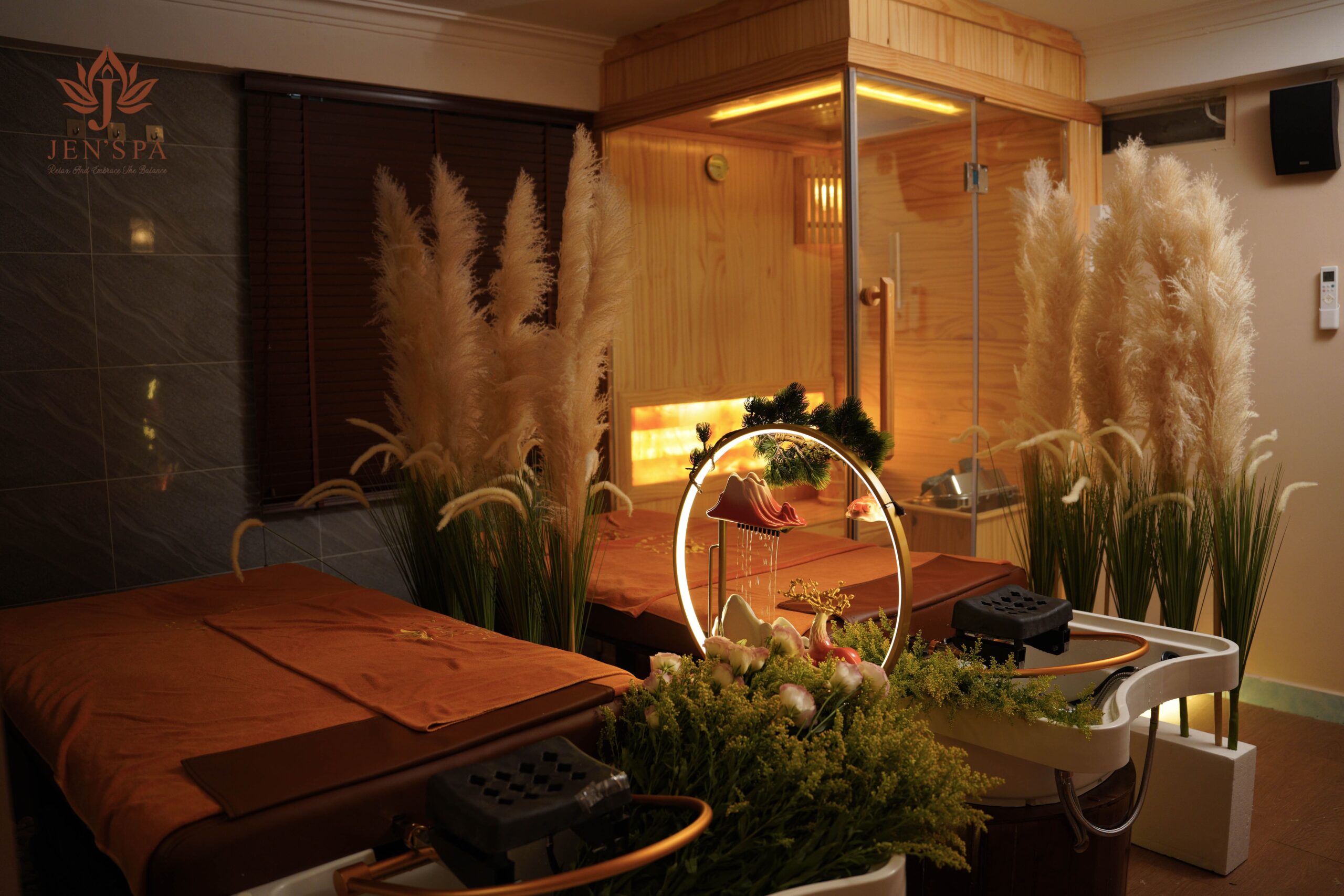 Giới Thiệu 2 DSC07841 min scaled